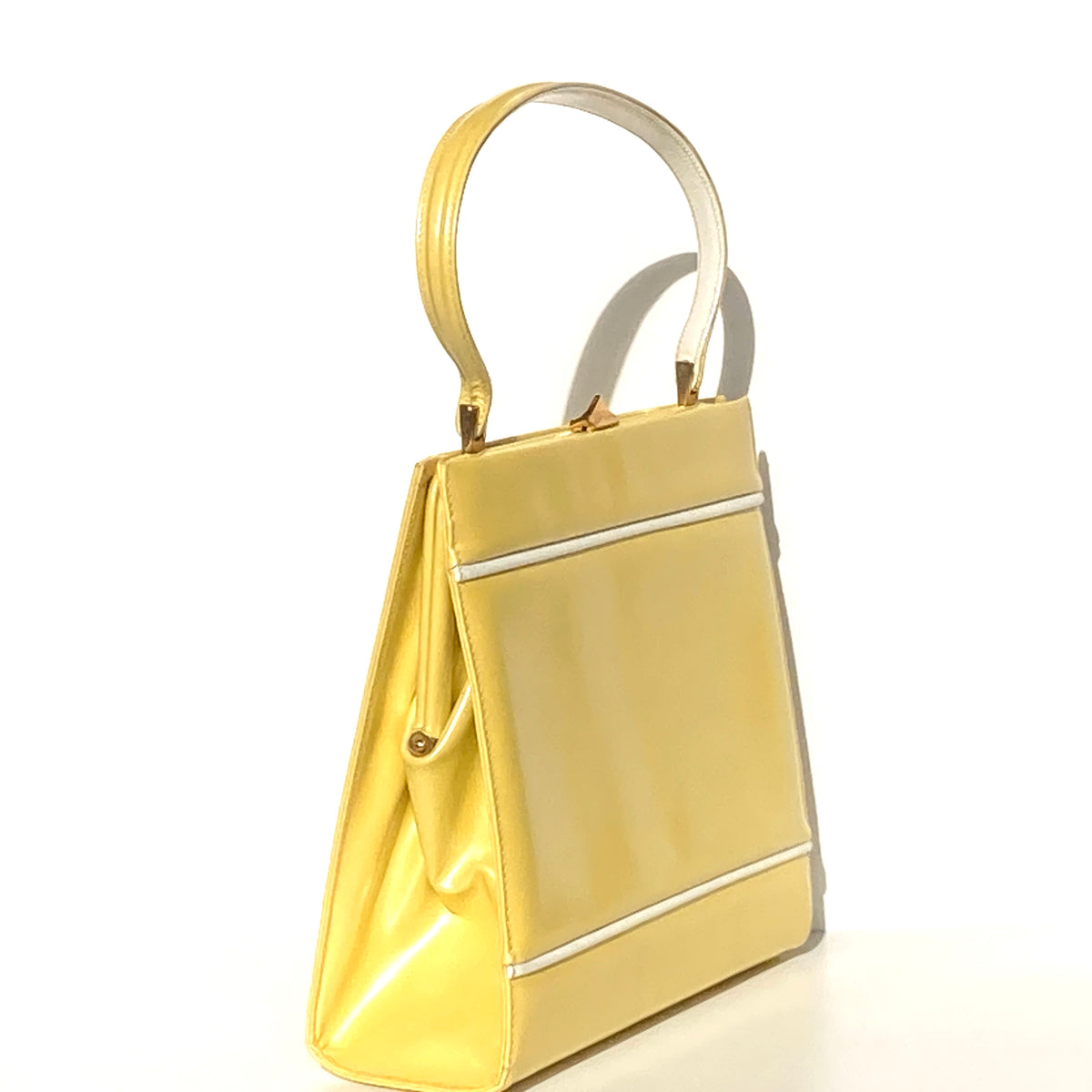 Vintage 60s Rayne Yellow White Pearlescent Leather Top Handle Handbag Brand Spanking Vintage