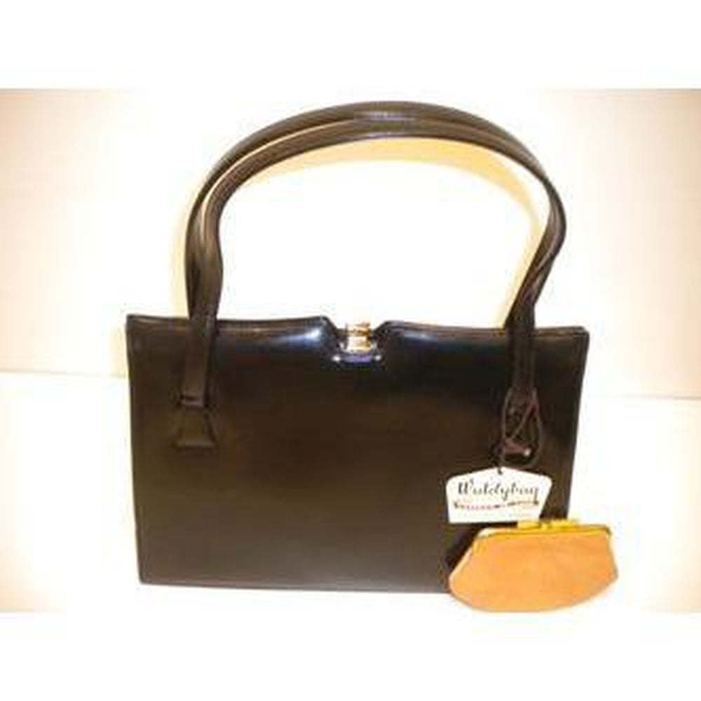 Stunning Vintage Boxed And Unused Large Black Leather Classic