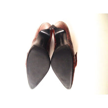 Load image into Gallery viewer, Vintage 50s Mid Tan Crocodile Skin Stiletto Heeled Court Shoes w/ Dainty Bows Made In Italy By Reginetta-Accessories, For Her-Brand Spanking Vintage