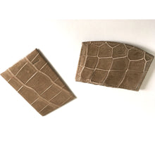 Load image into Gallery viewer, Vintage 50s rare Blond Crocodile Skin Backed Mirror with Matching Crocodile Coin Purse Zumpolle-Accessories, For Her-Brand Spanking Vintage