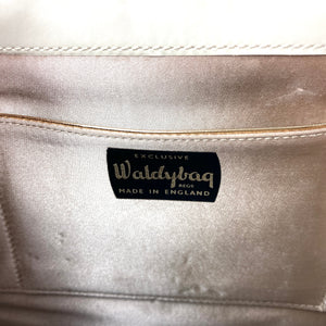 Vintage 60s/70s Jackie O Style Waldybag Top Handle Bag, in Buttermilk/Cream/Beige Leather/Patent Leather-Vintage Handbag, Kelly Bag-Brand Spanking Vintage