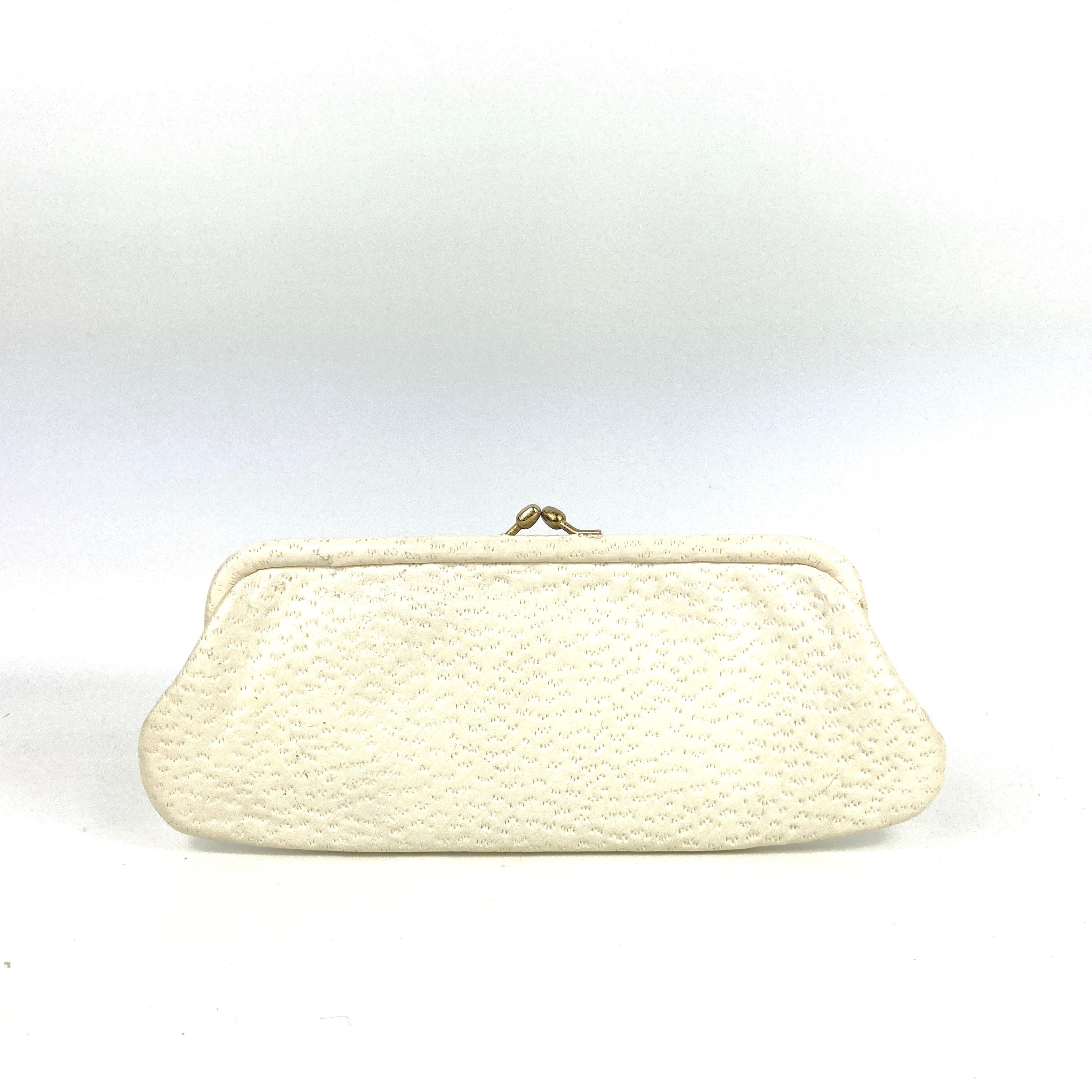 CB100 Full peals heart shape Bridal Clutch Bags (White/Ivory) -  Nirvanafourteen