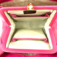 Load image into Gallery viewer, Gorgeous Freedex Vintage 60s/70s Top Handle Bag In Fuschia Pink Leather-Vintage Handbag, Kelly Bag-Brand Spanking Vintage
